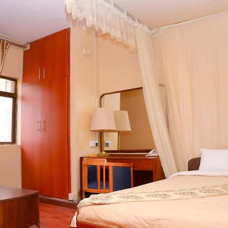 Fang Fang Hotel Kampala Ngoại thất bức ảnh