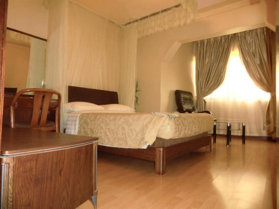 Fang Fang Hotel Kampala Ngoại thất bức ảnh